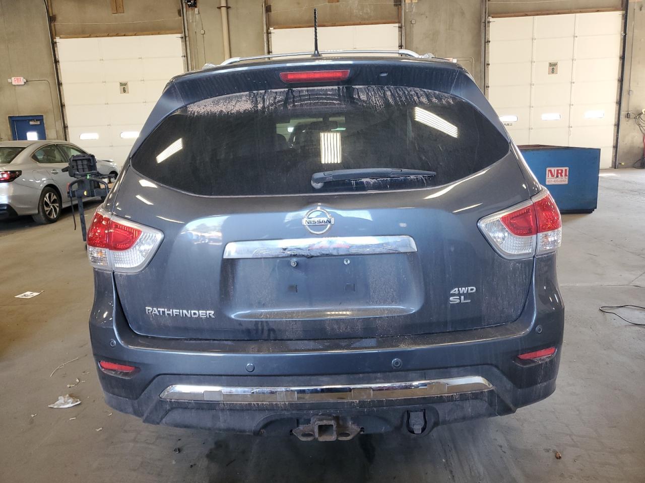 2013 Nissan Pathfinder S - Фото 6