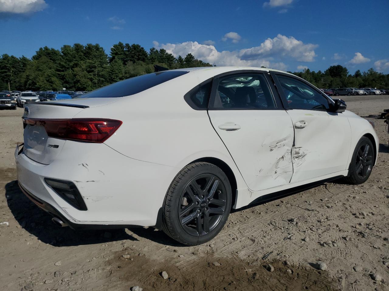 2020 Kia Forte Gt Line - Фото 3