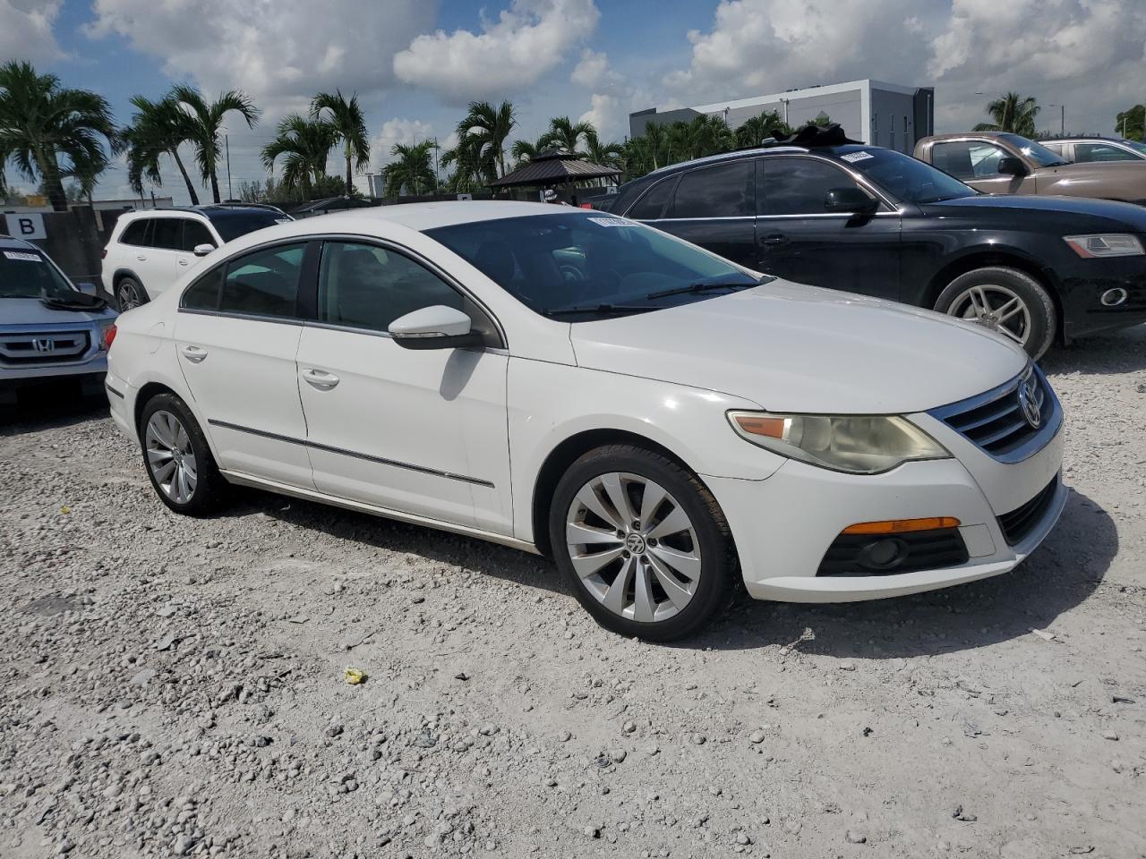 2010 Volkswagen Cc Sport - Image 4