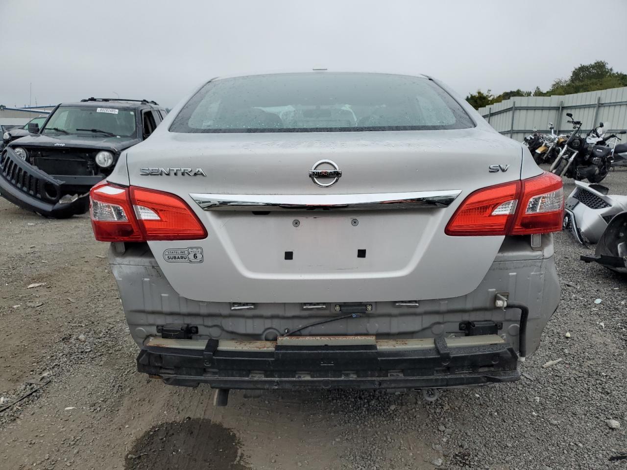 2018 Nissan Sentra S - Фото 6