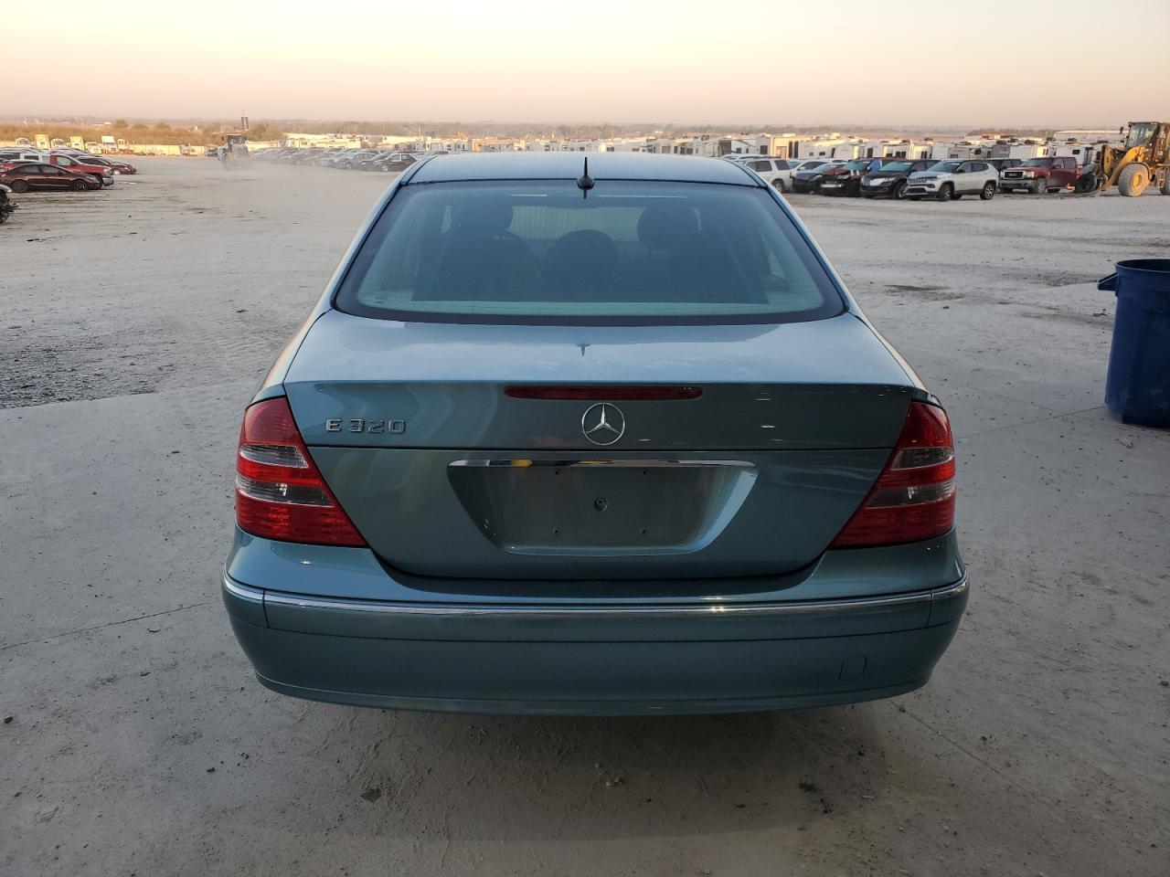 2003 Mercedes-Benz E 320 - Image 6