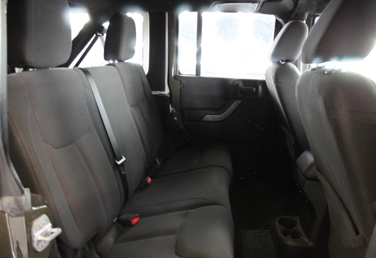 2015 Jeep Wrangler Unlimited Sport - Image 6