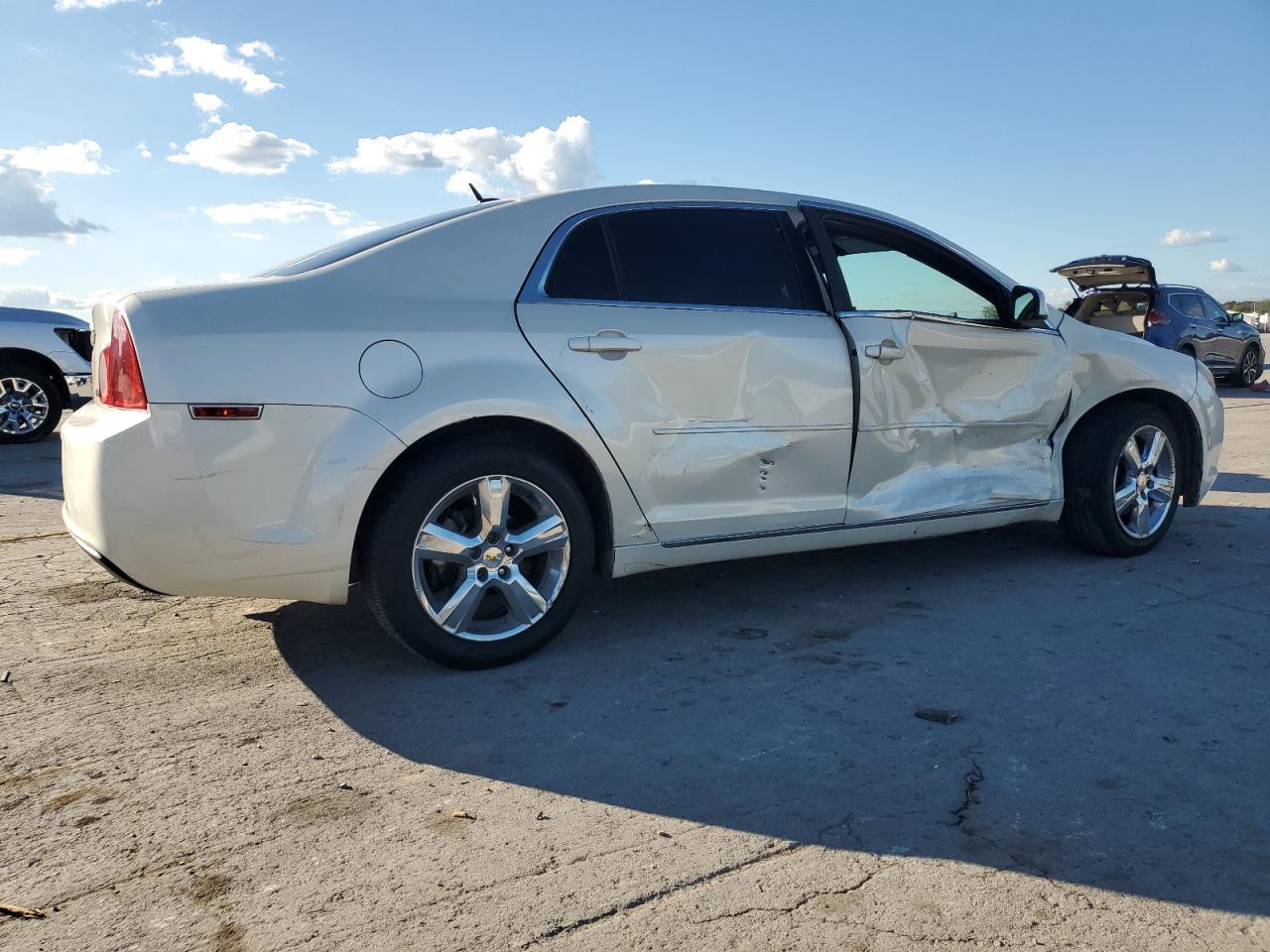 2010 Chevrolet Malibu 2Lt - Фото 3