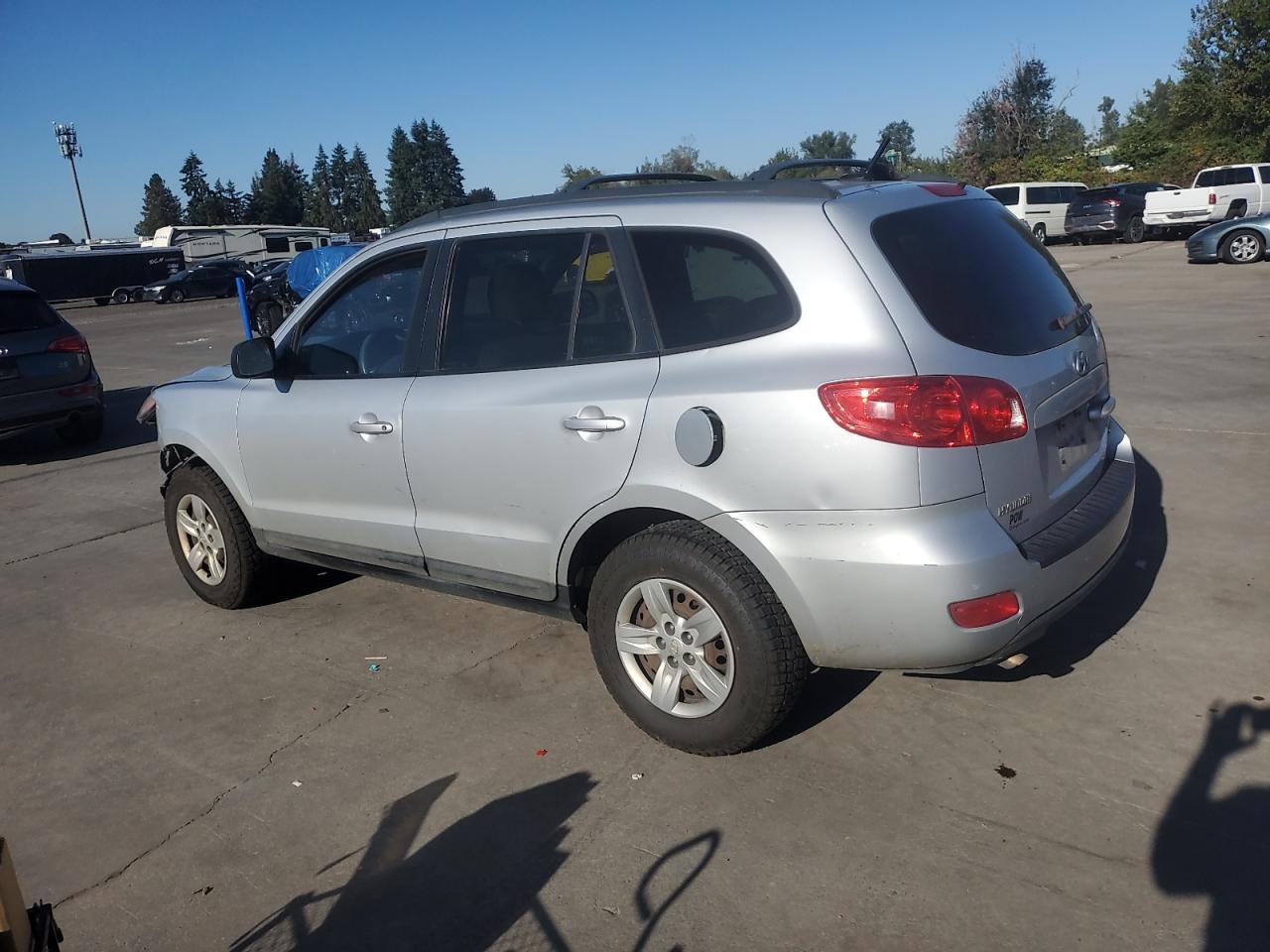 2009 Hyundai Santa Fe Gls - Image 2