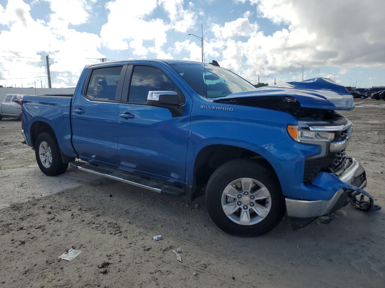 2023 Chevrolet Silverado C1500 Lt - Image 4
