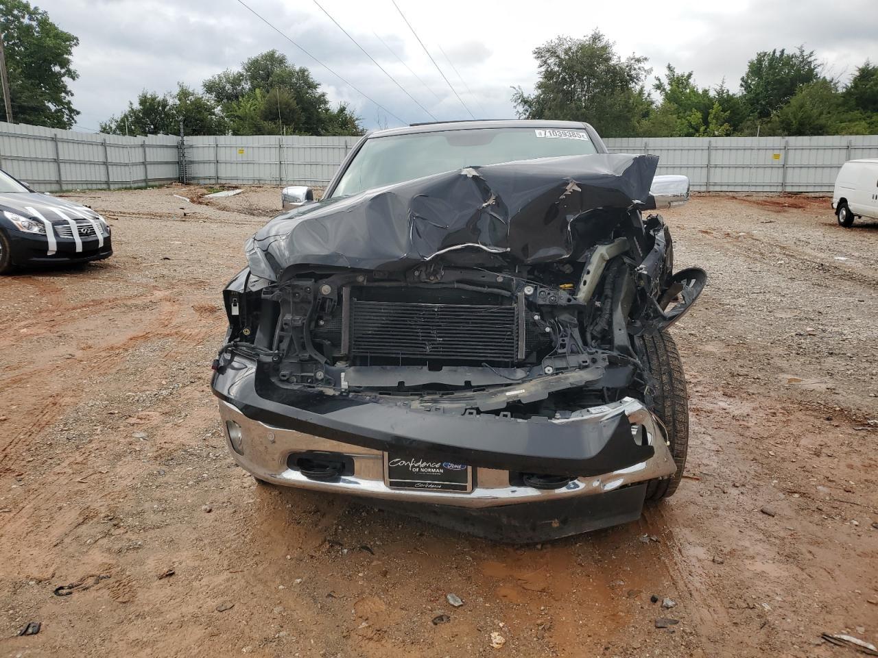 2018 Ram 1500 Laramie - Фото 5