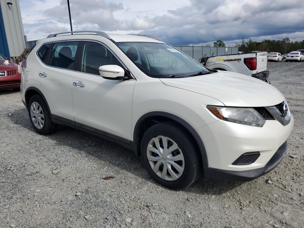 2015 Nissan Rogue S - Фото 4