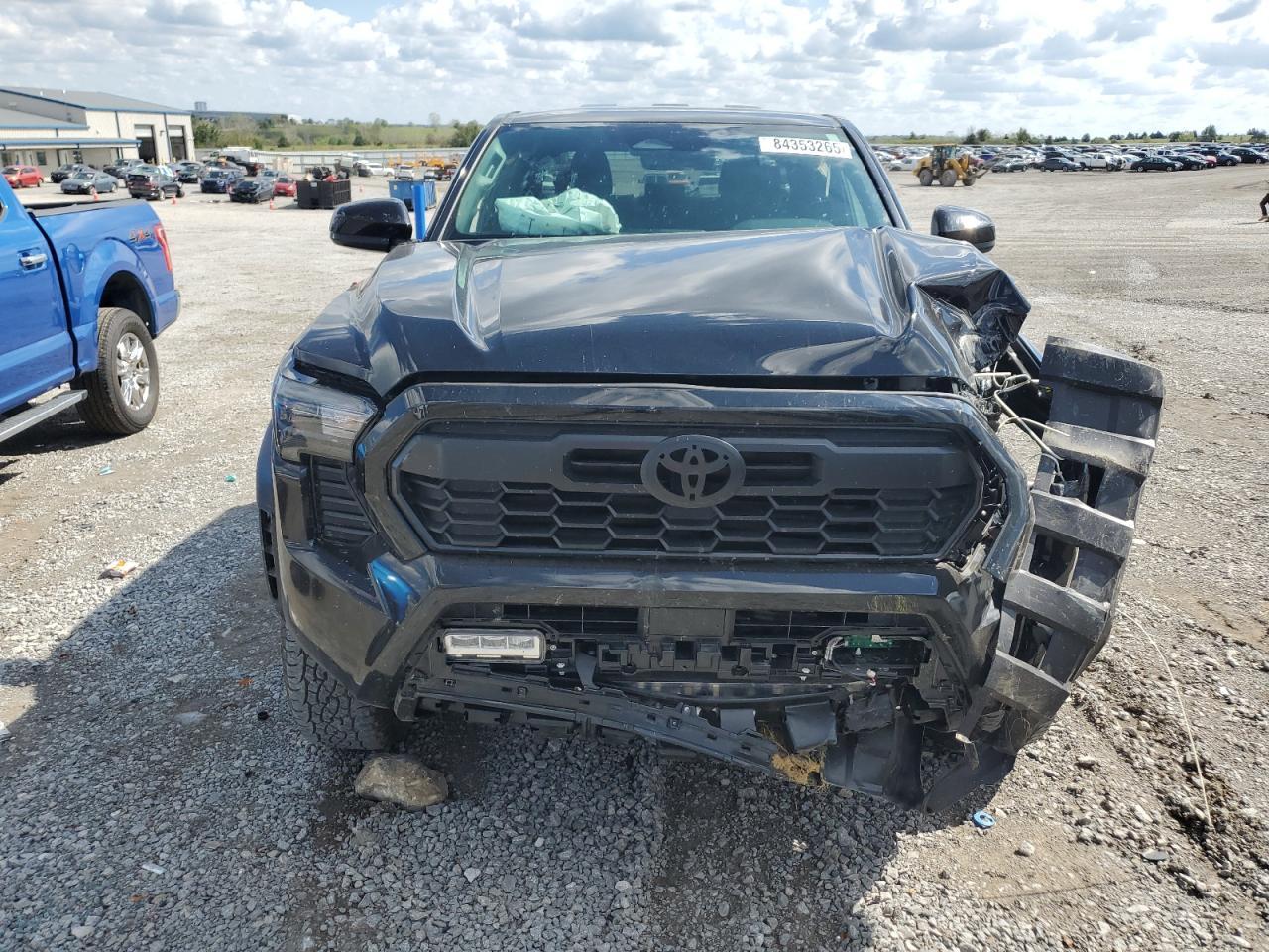 2025 Toyota Tacoma Double Cab - Фото 5