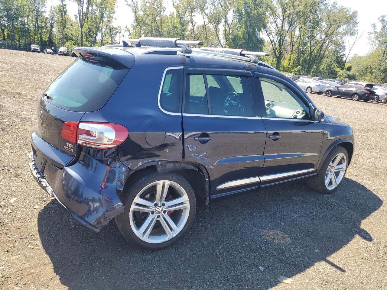 2016 Volkswagen Tiguan S - Image 3