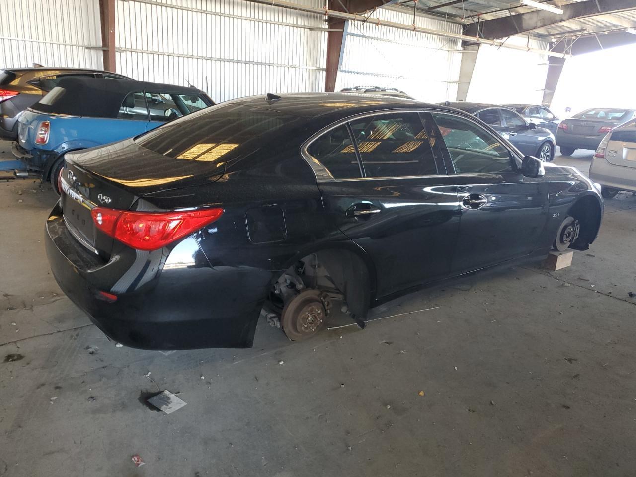 2016 Infiniti Q50 Base - Фото 3