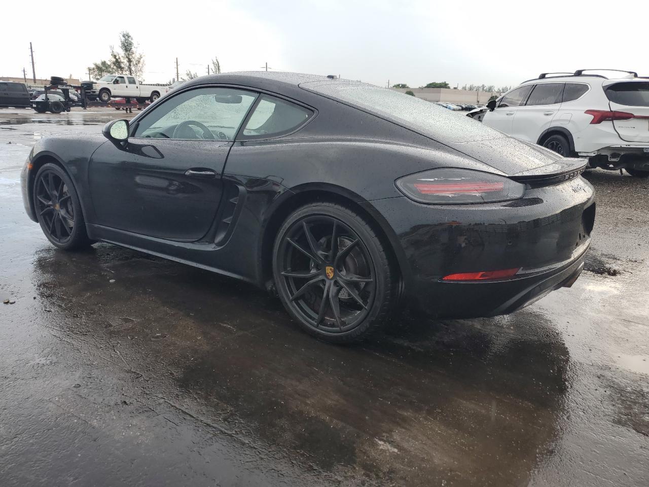 2018 Porsche Cayman - Фото 2