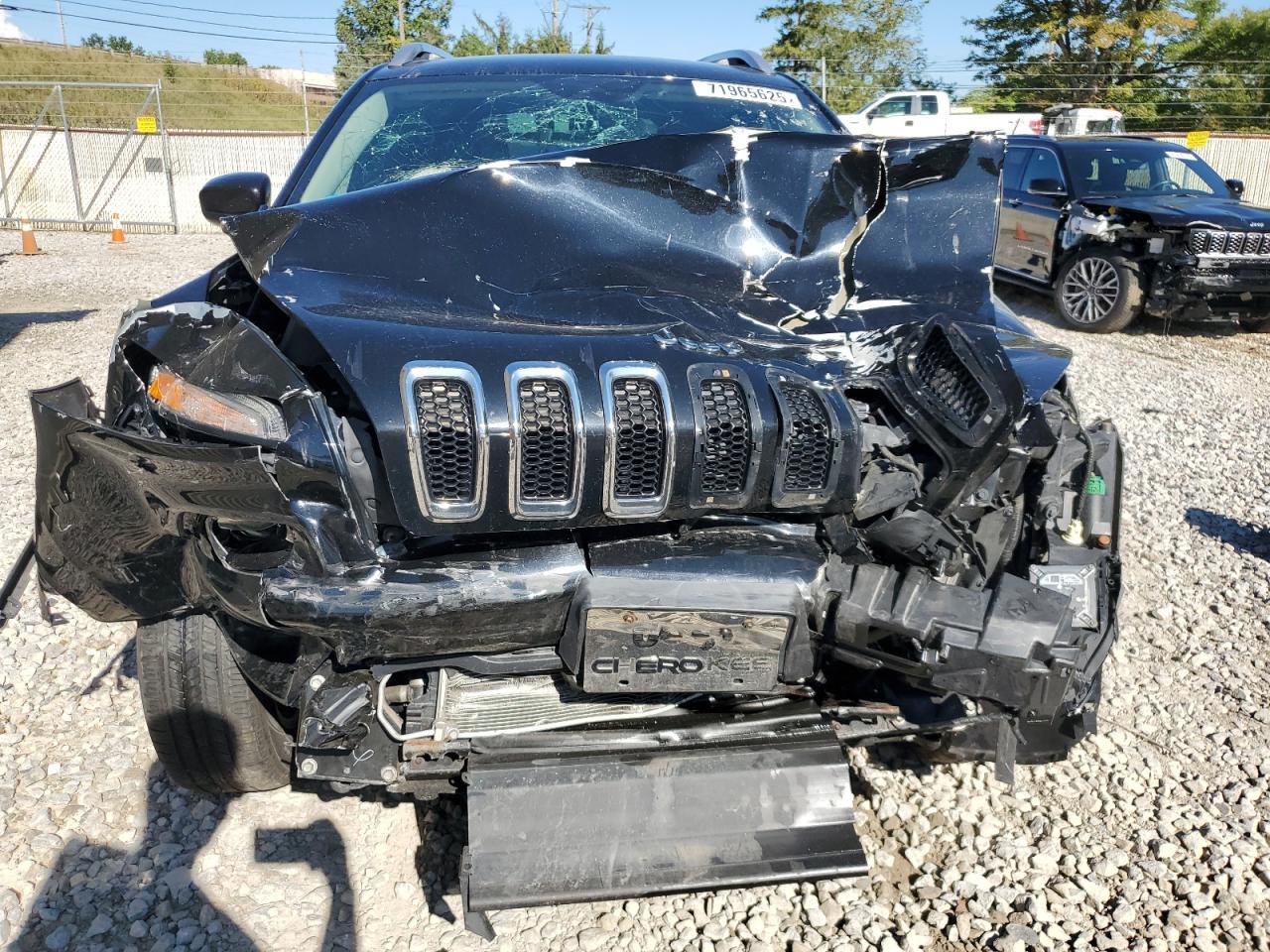 2018 Jeep Cherokee Latitude Plus - Image 5