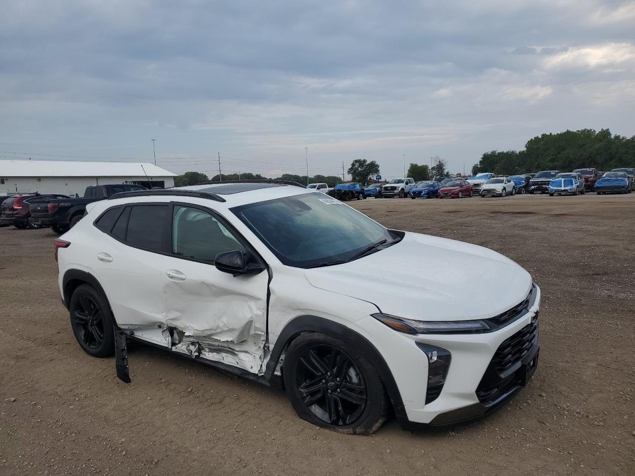 2024 Chev Trax - Фото 4