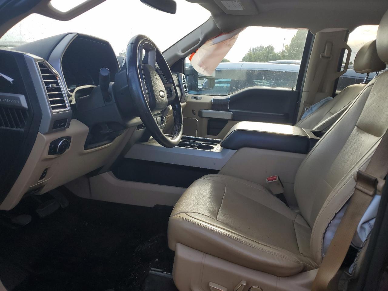 2017 Ford F350 Super Duty - Image 7