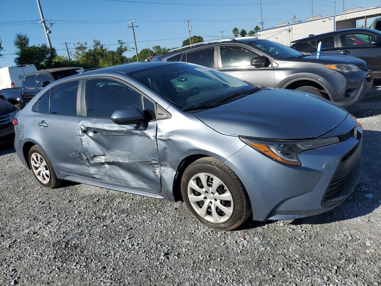 2024 Toyota Corolla Le - Image 4
