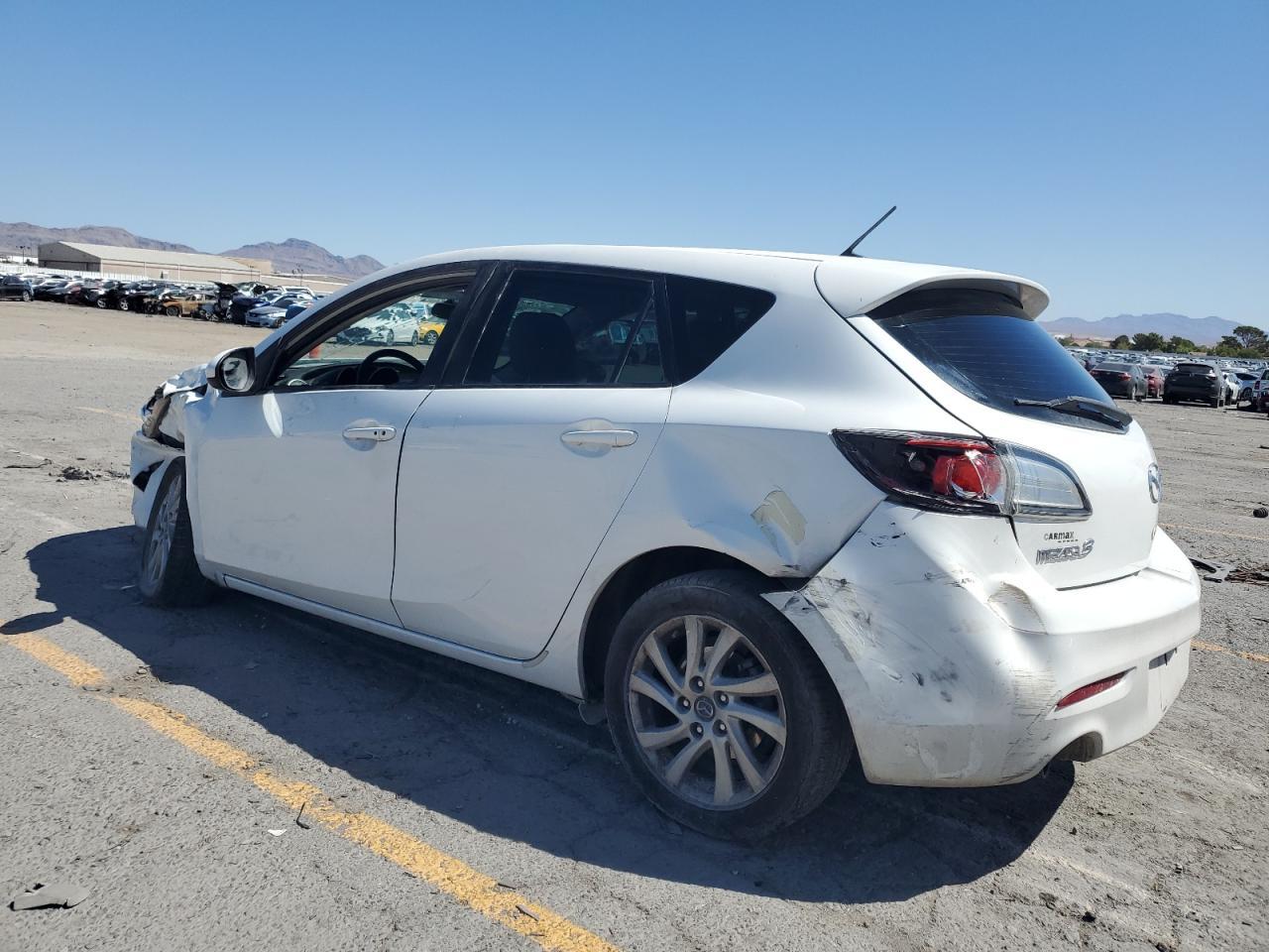 2013 Mazda 3 I - Фото 2