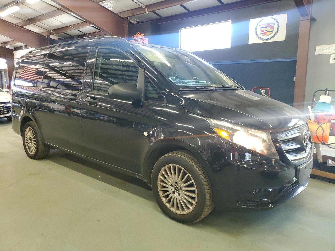 2019 Mercedes-Benz Metris - Фото 4