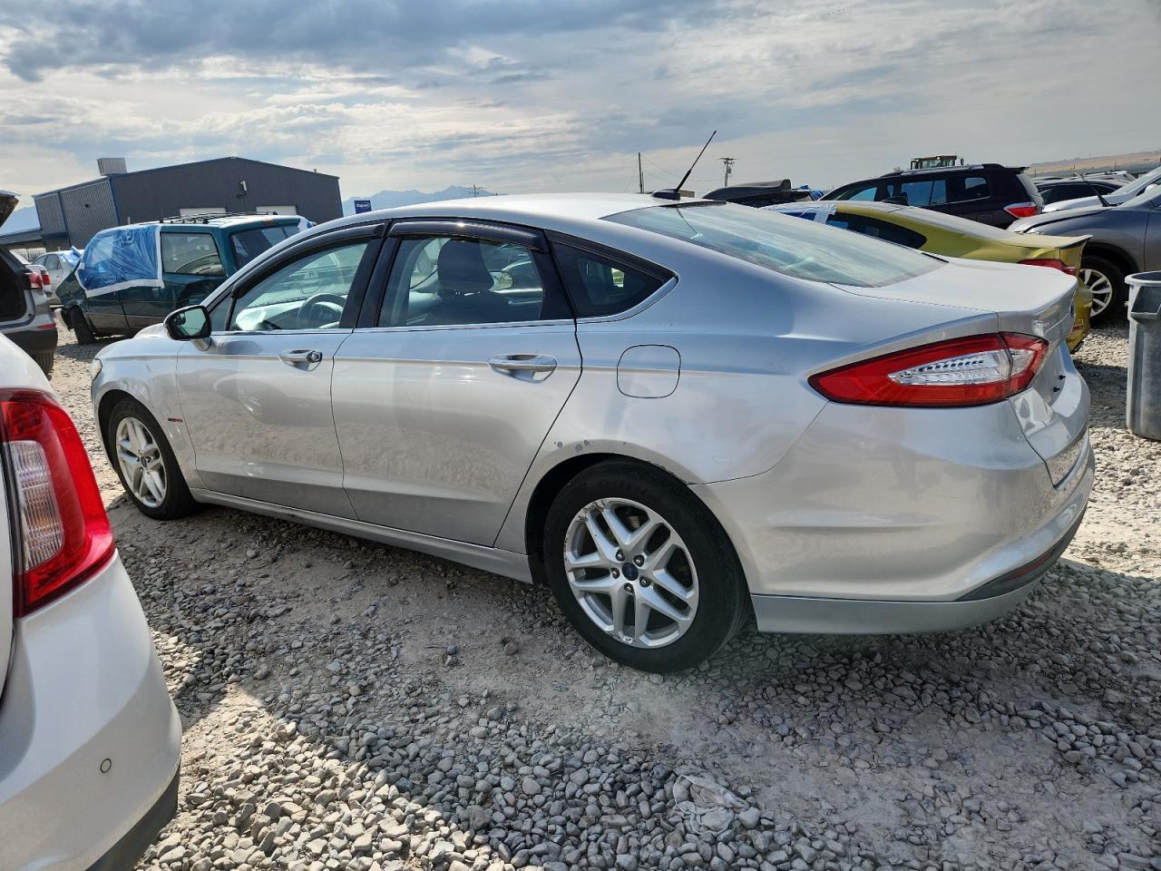 2016 Ford Fusion Se - Фото 2