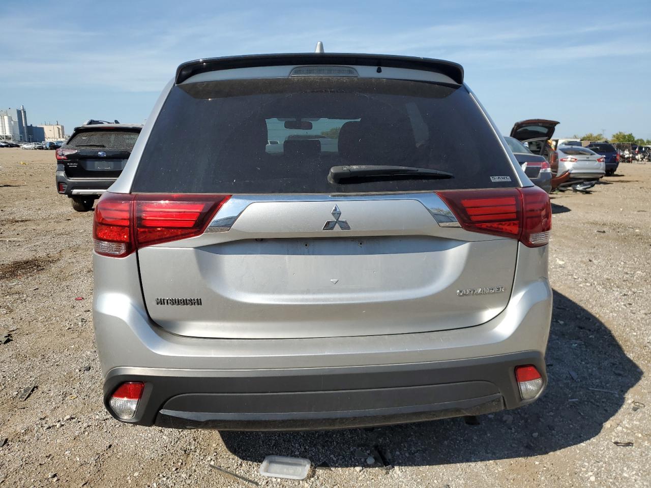 2018 Mitsubishi Outlander Se - Image 6
