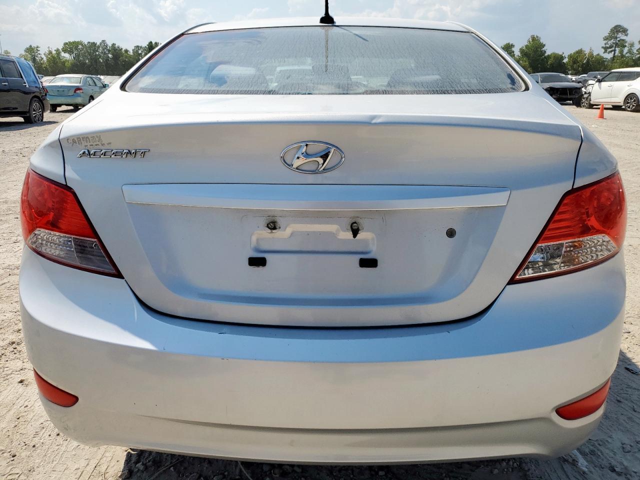 2013 Hyundai Accent Gls - Фото 6