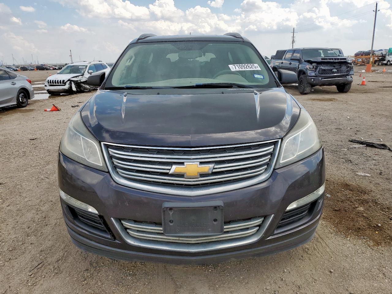 2016 Chevrolet Traverse Ls - Фото 5