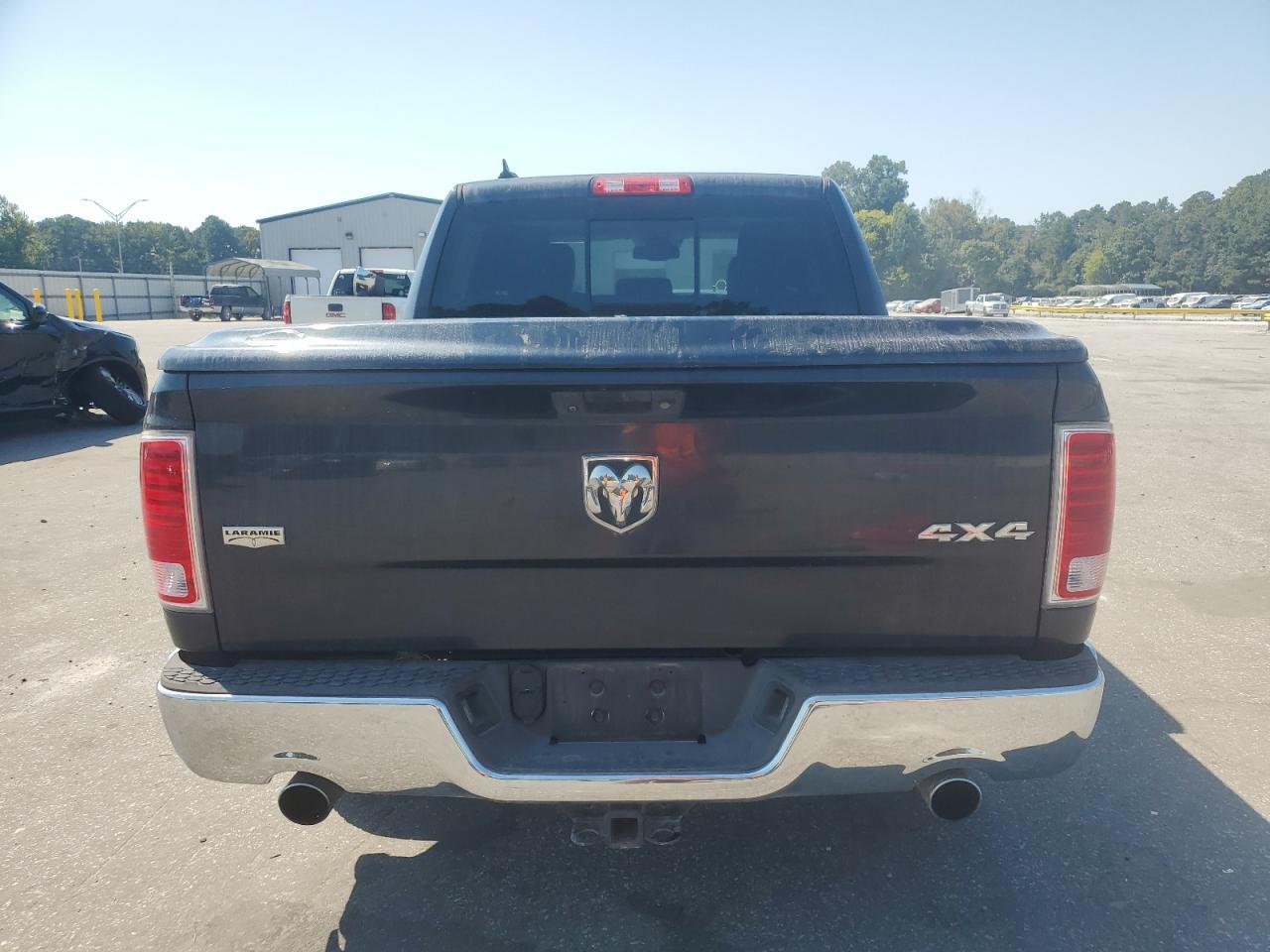 2014 Ram 1500 Laramie - Image 6