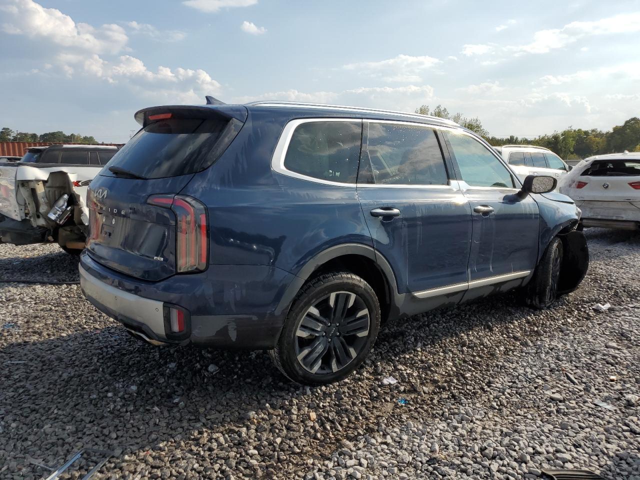 2023 Kia Telluride Sx - Фото 3