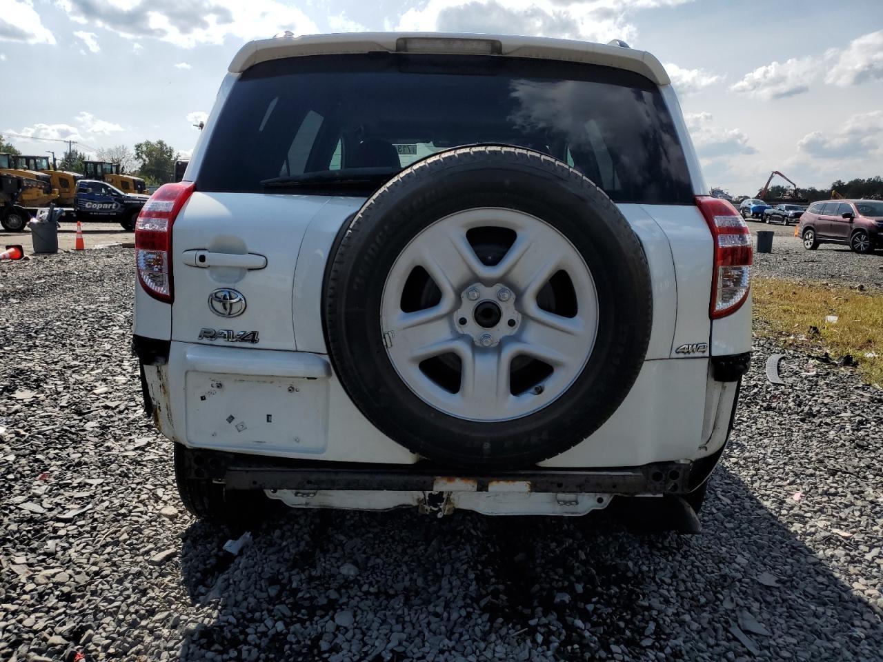 2011 Toyota Rav4 Limited - Image 6