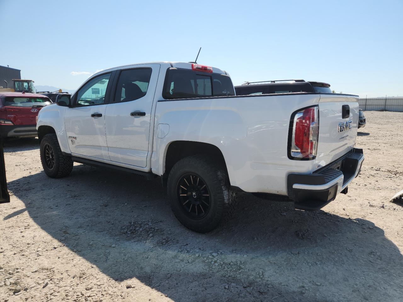 2021 GMC Canyon At4 - Фото 2