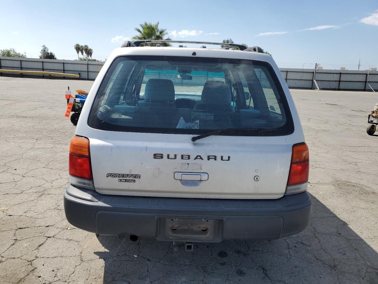2000 Subaru Forester L - Фото 6