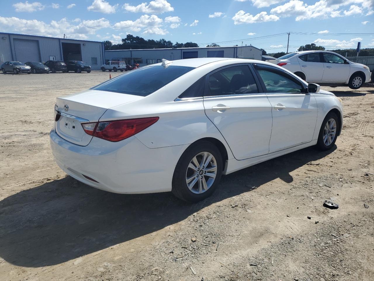 2013 Hyundai Sonata Gls - Image 3
