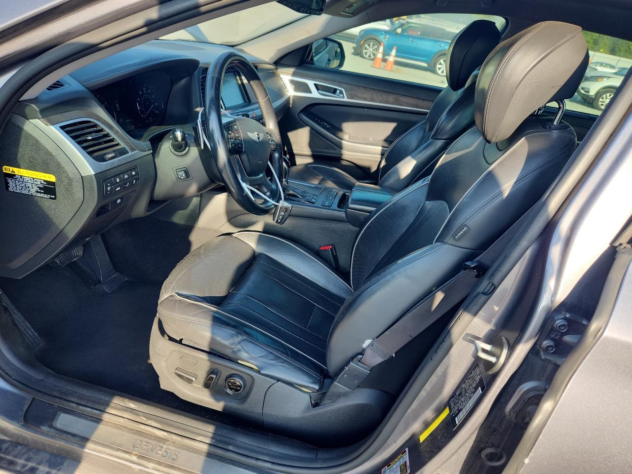2015 Hyundai Genesis 5.0L - Image 7