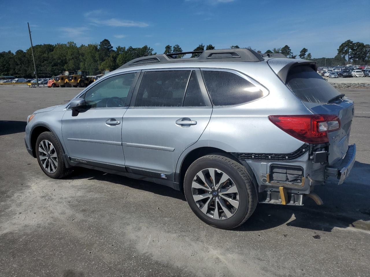 2015 Subaru Outback 2.5I Limited - Фото 2