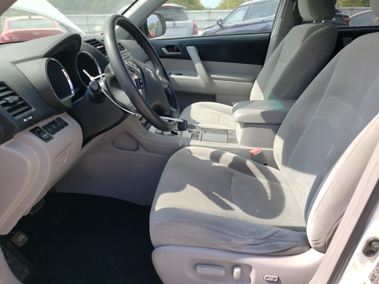 2012 Toyota Highlander Base - Фото 7