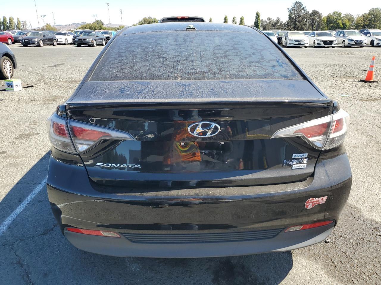 2017 Hyundai Sonata Plug-In Hybrid - Image 6