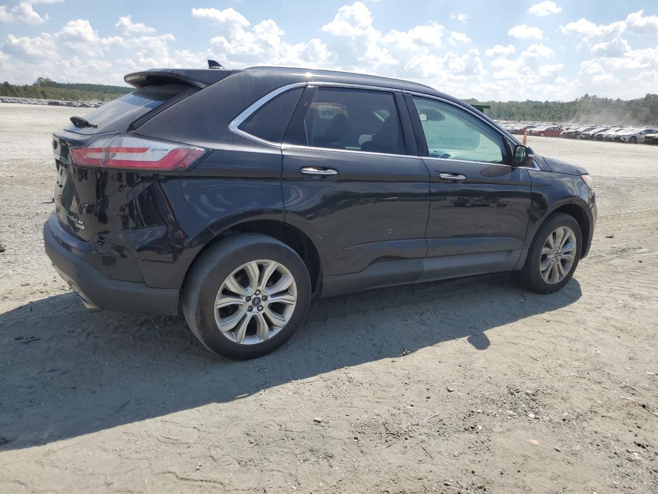 2019 Ford Edge Titanium - Фото 3