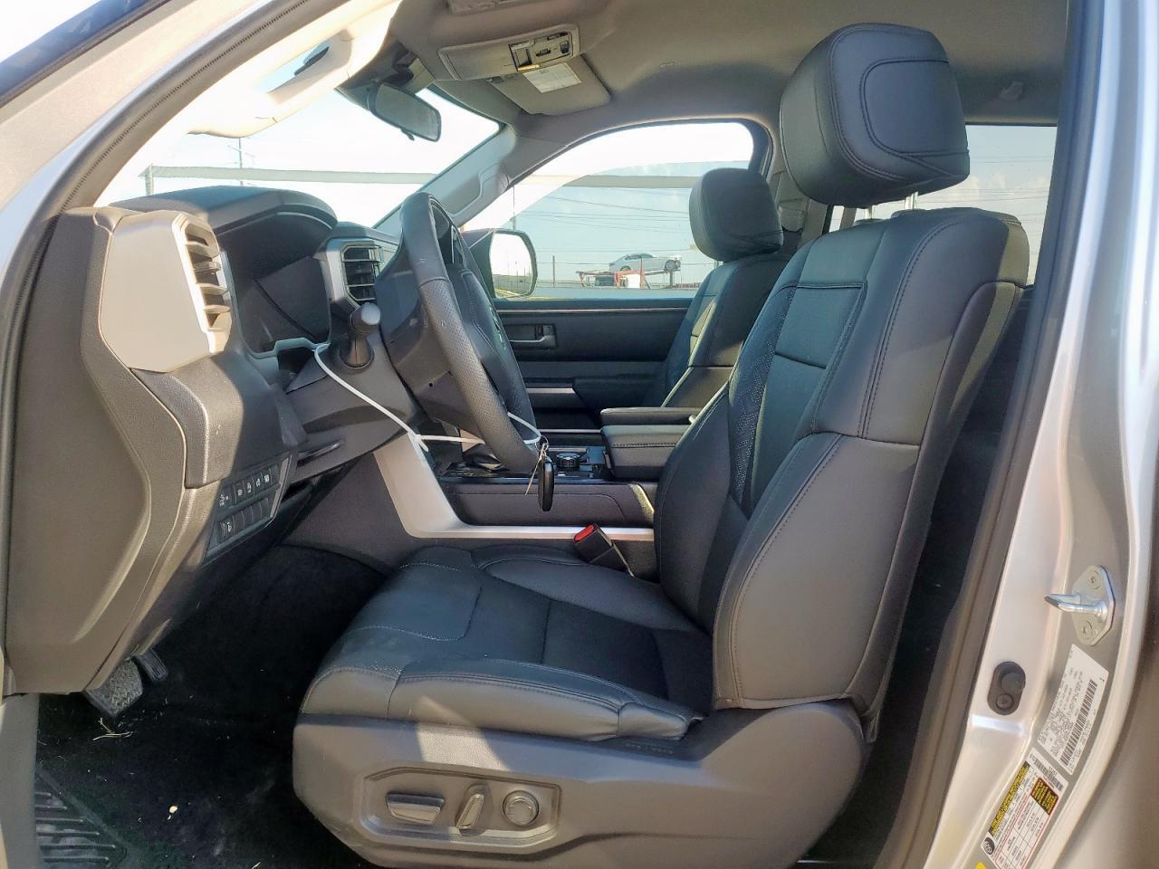 2024 Toyota Tundra Crewmax Sr - Фото 7