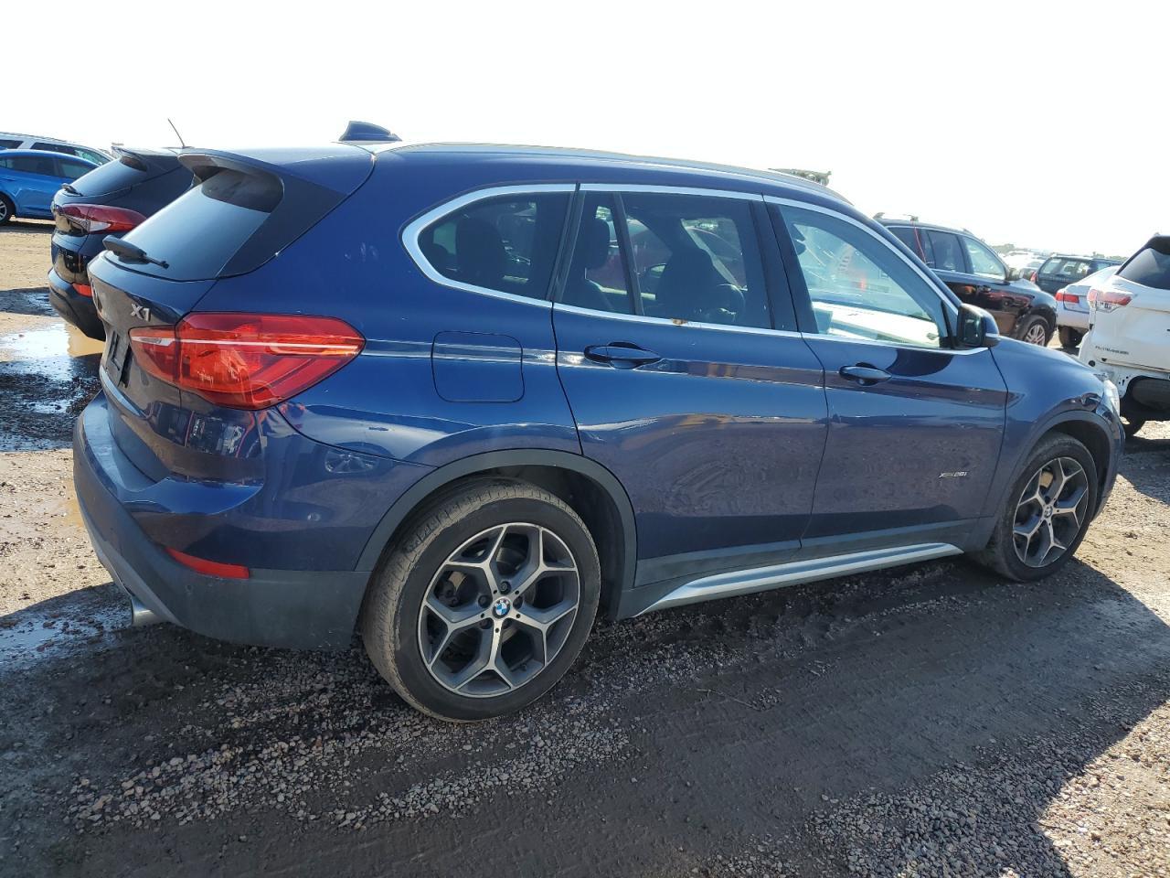 2016 BMW X1 xDrive28I - Фото 3