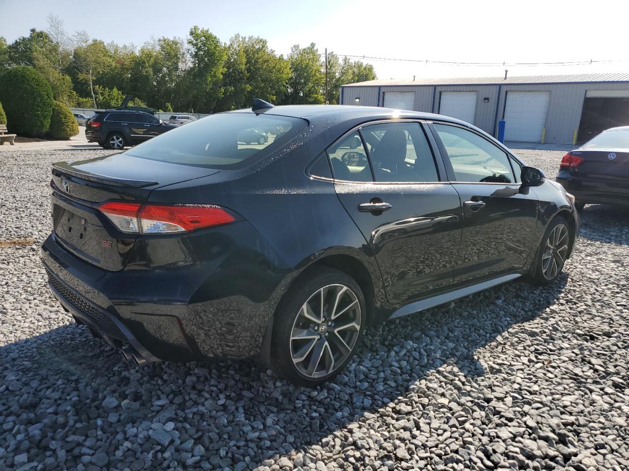 2020 Toyota Corolla Se - Фото 3