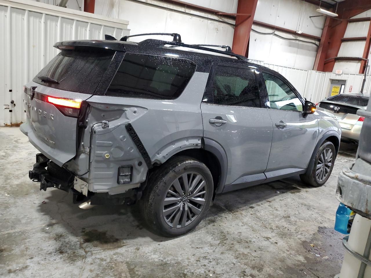 2024 Nissan Pathfinder Sl - Фото 3
