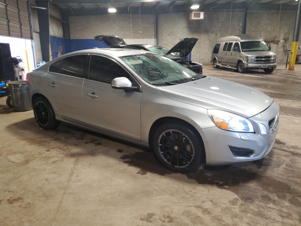 2012 Volvo S60 T6 - Image 4