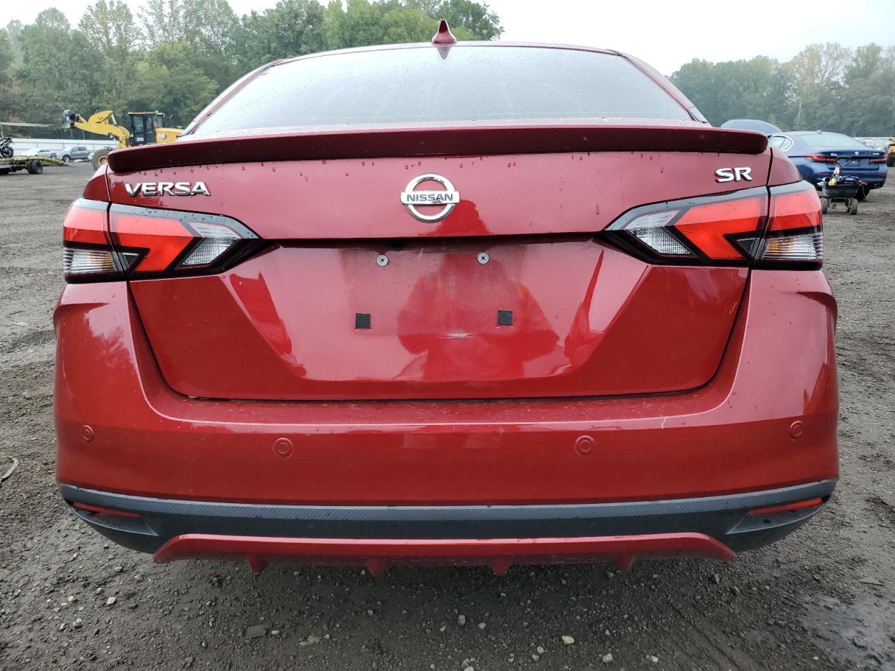 2022 Nissan Versa Sr - Фото 6