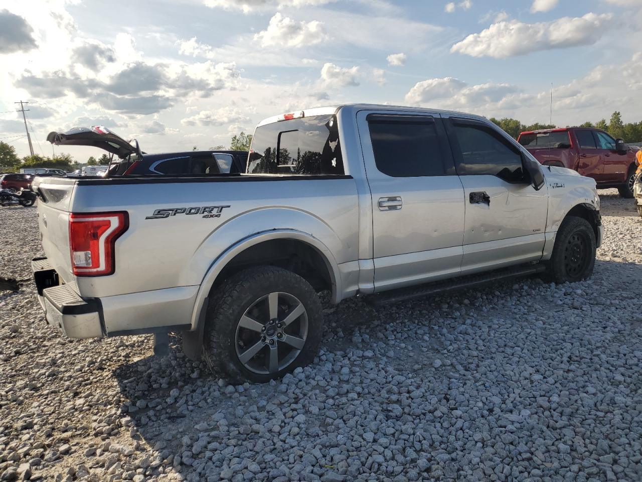 2016 Ford F150 Supercrew - Фото 3