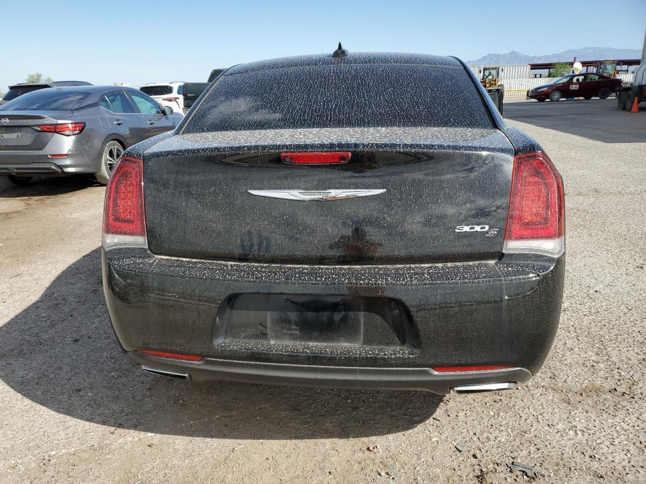 2015 Chrysler 300 S - Image 6