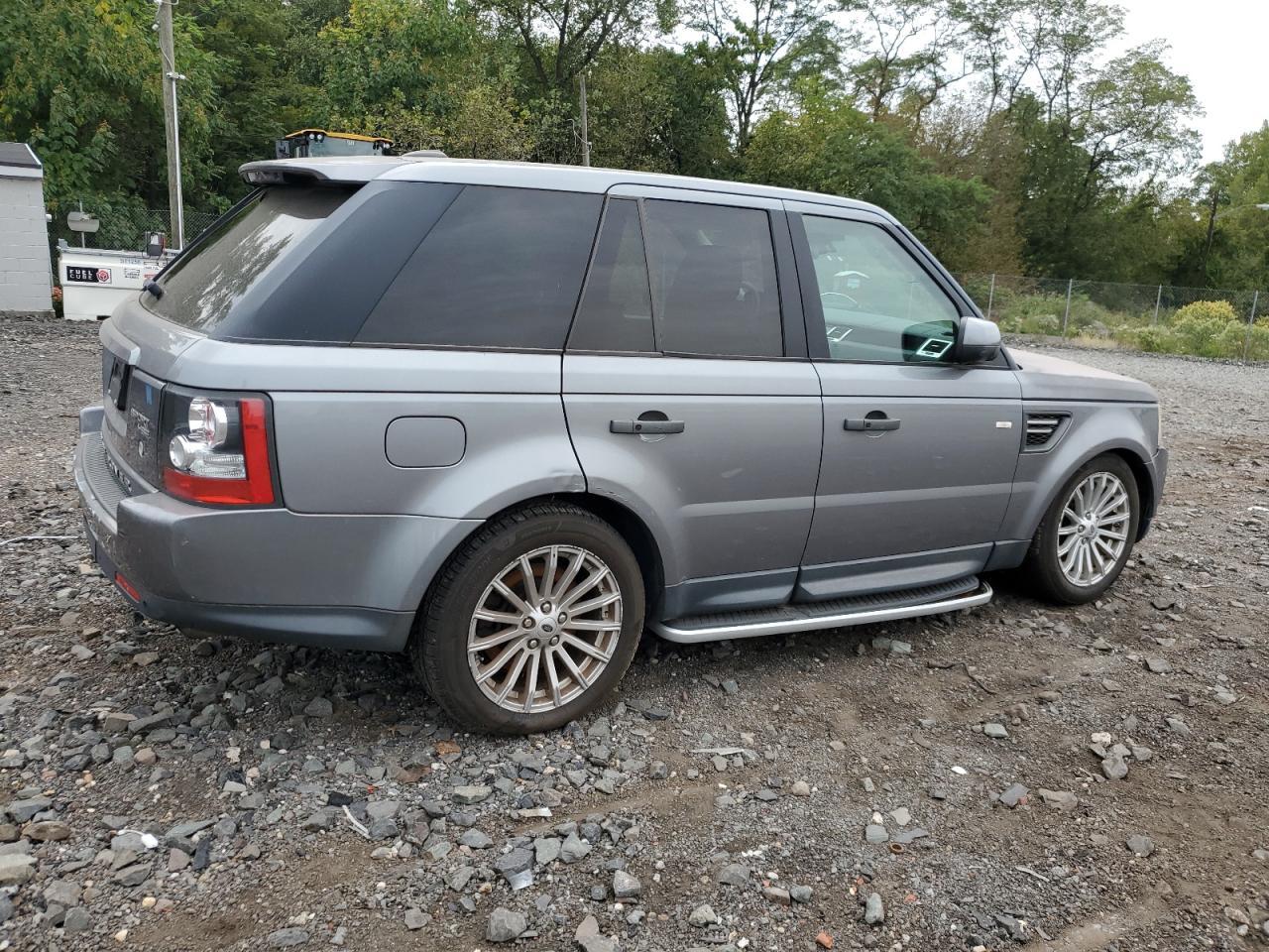 2011 Land Rover Range Rover Sport Hse - Image 3