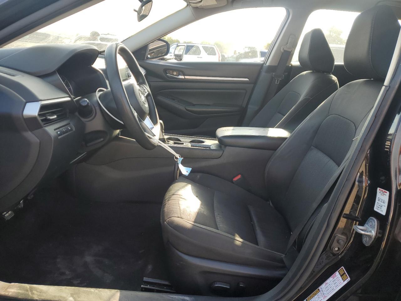 2022 Nissan Altima Sv - Image 7
