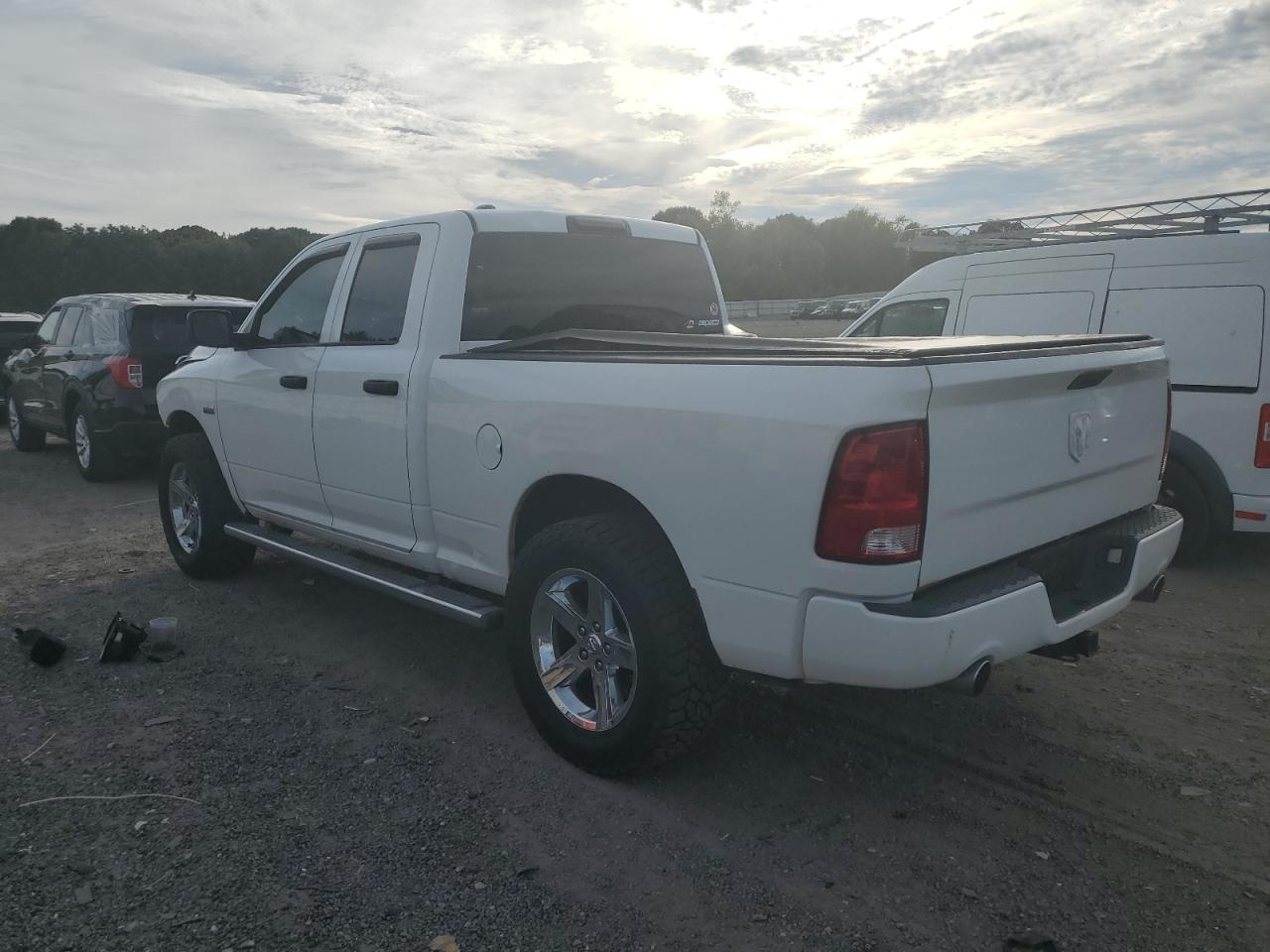 2014 Ram 1500 St - Image 2