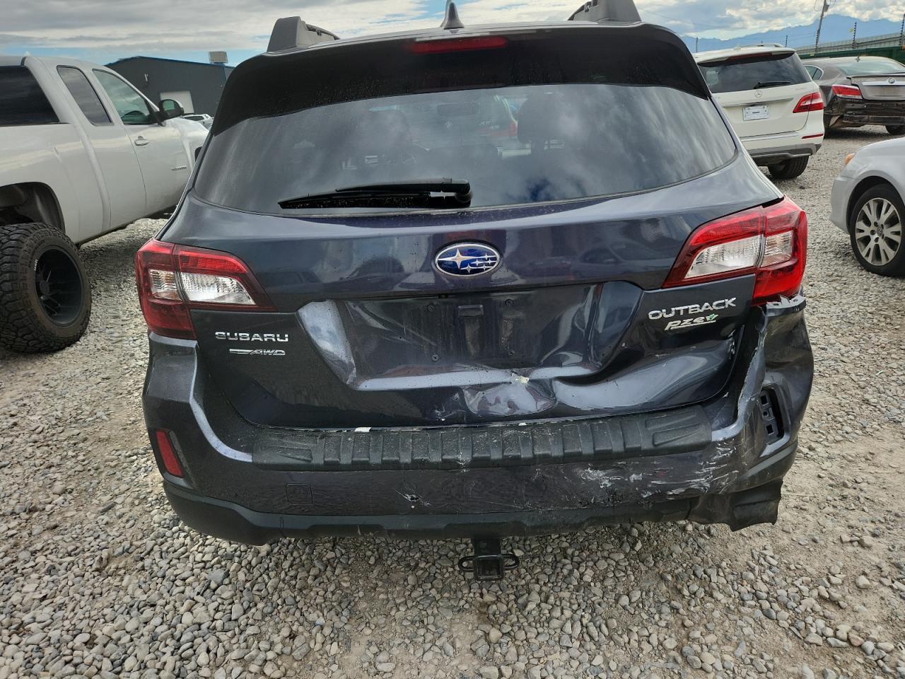 2017 Subaru Outback 2.5I Premium - Фото 6