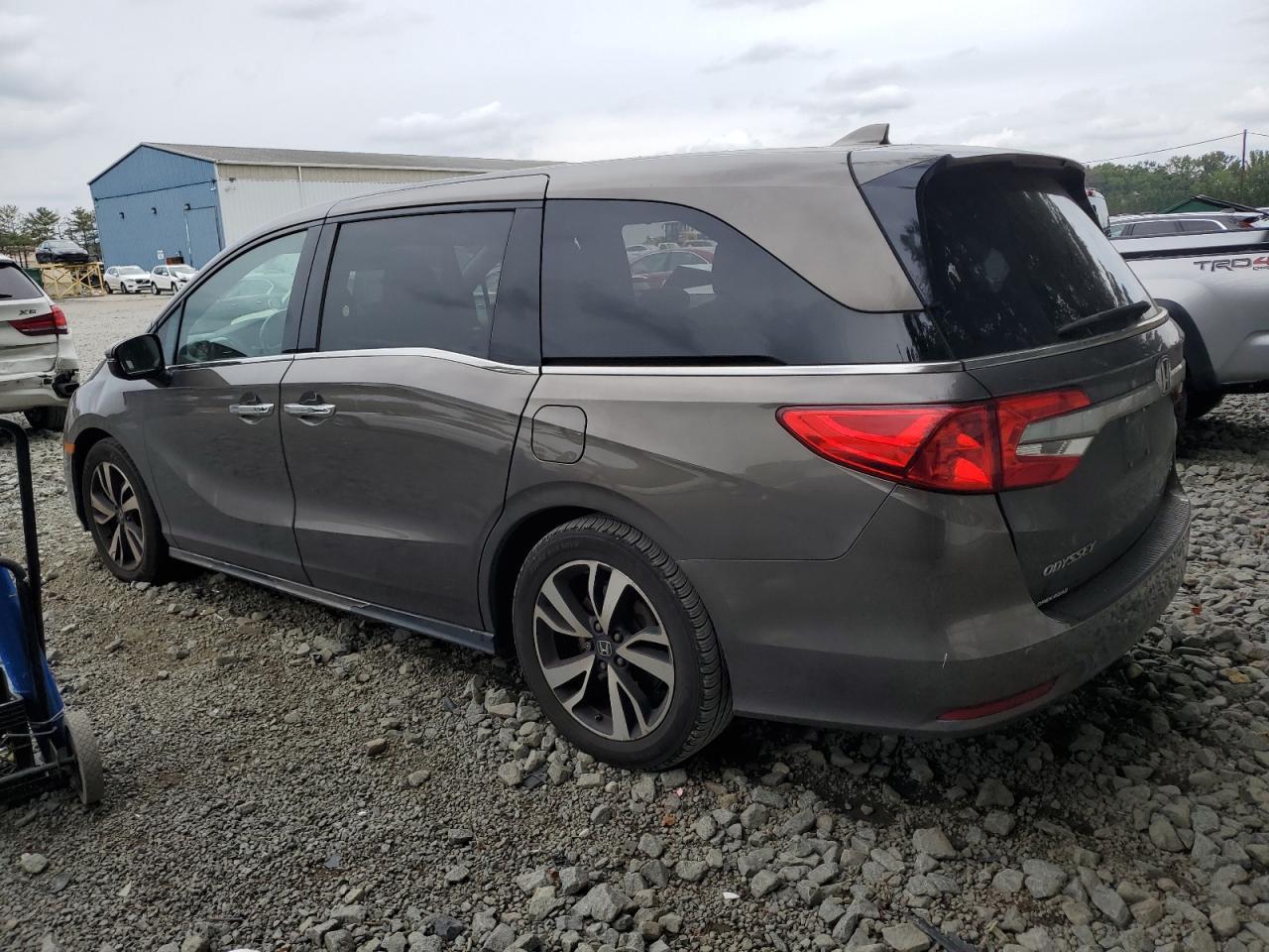 2020 Honda Odyssey Elite - Фото 2