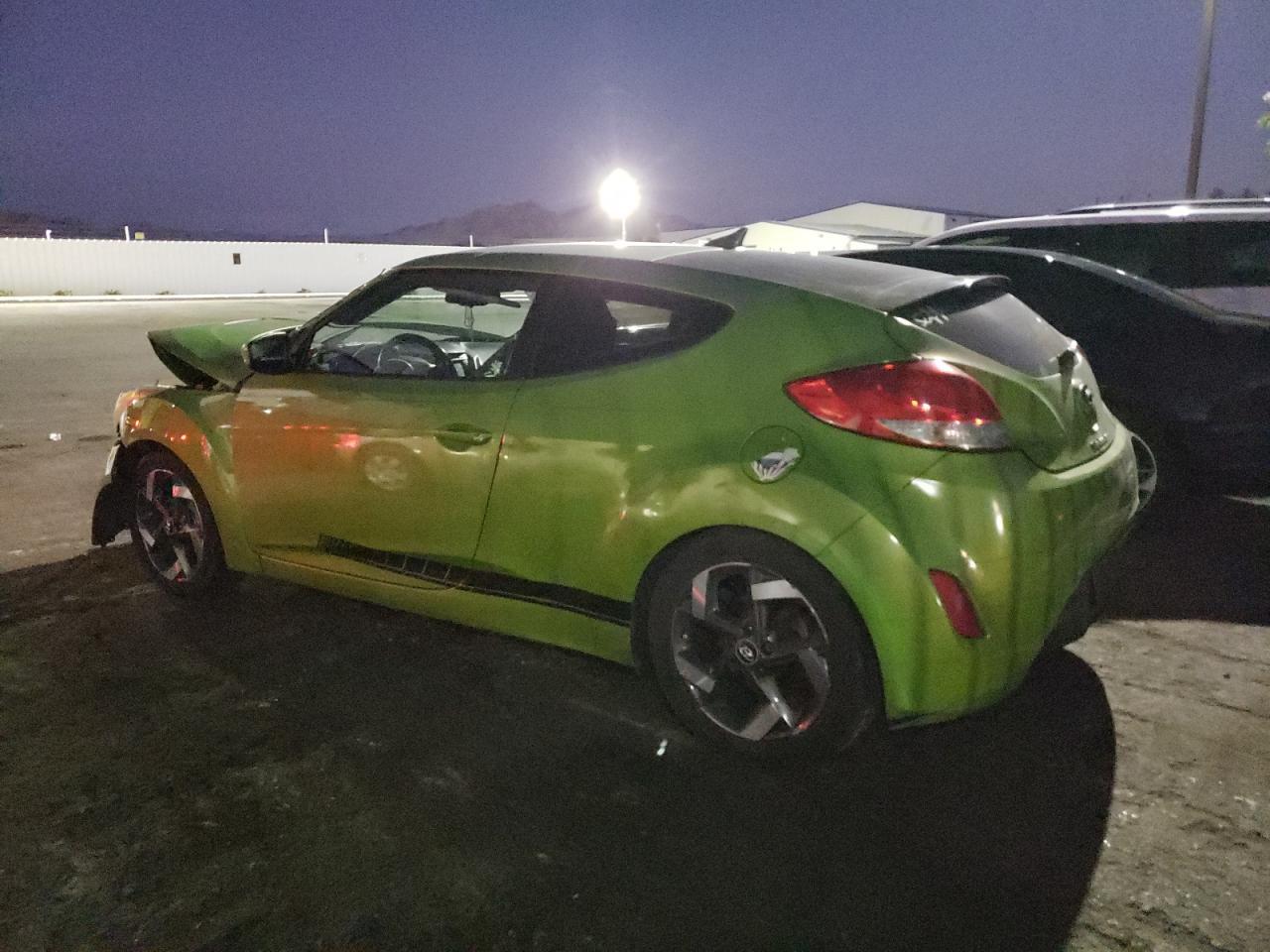 2012 Hyundai Veloster - Фото 2